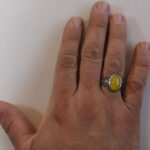 انگشتر نقره مردانه طرح شبکه با نگین شرف الشمس + حکاکی - Image 4