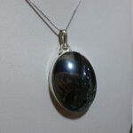 گردنبند نقره زنانه و مردانه دست ساز ساده با حدید صینی کوچک+حکاکی ذکر راحت شدن وضع حمل - Image 3