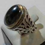 انگشتر نقره مردانه دست ساز شاه عباسی ساده نگین حدید صینی+حکاکی ذکر امام علی (ع) - Image 3