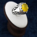 انگشتر نقره مردانه دست ساز طرح شبکه دور چنگ با نگین شرف الشمس + حکاکی