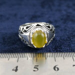 انگشتر نقره مردانه دست ساز طرح شبکه دور چنگ با نگین شرف الشمس + حکاکی - Image 2