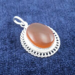 گردنبند زنانه طرح دورفنری با نگین شرف شمس یمنی + حکاکی