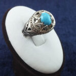 انگشتر نقره مردانه طرح شبکه دو آدمی با نگین فیروزه