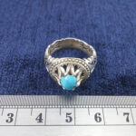 انگشتر نقره مردانه طرح شبکه دو آدمی با نگین فیروزه - Image 4