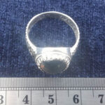 انگشتر نقره مردانه طرح خوشه ایی سیاه قلم با سنگ حدید صینی+حکاکی ذکر افزایش رزق و روزی - Image 3