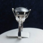 انگشتر نقره زنانه طرح شبنم با نگین حدید صینی+حکاکی - Image 4