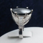 انگشتر نقره زنانه طرح شیوا با سنگ حدید صینی+حکاکی - Image 2