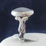 انگشتر نقره مردانه طرح صفوی ظریف با سنگ حدید صینی+حکاکی - Image 4