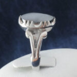 انگشتر نقره مردانه طرح صفوی هفتی با نگین حدید صینی+حکاکی ذکر امام صادق (ع) - Image 2