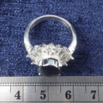 انگشتر نقره زنانه طرح فاخر مجلسی با نگین حدید صینی+حکاکی ذکر افزایش رزق و روزی - Image 3