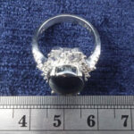 انگشتر نقره زنانه طرح لوکس سلطنتی با نگین حدید صینی + حکاکی - Image 3