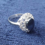 انگشتر نقره زنانه طرح نگار با نگین حدید صینی + حکاکی - Image 3