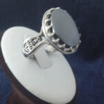 انگشتر نقره مردانه طرح پاسارگاد با سنگ حدید صینی+حکاکی