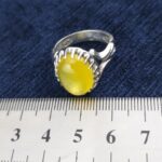 انگشتر نقره مردانه طرح اشکی دورچنگ ناصح با سنگ شرف شمس + حکاکی - Image 3