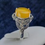 انگشتر نقره زنانه طرح سودابه با سنگ شرف شمس + حکاکی - Image 2