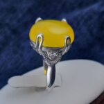 انگشتر نقره زنانه طرح نیکا با سنگ شرف شمس + حکاکی - Image 2