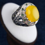 انگشتر شرف الشمس مردانه با تزئین زمرد