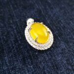 گردنبند زنانه نقره طرح کیمیا با نگین شرف شمس + حکاکی