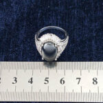 انگشتر نقره زنانه طرح فاخر طهورا با نگین حدید صینی+حکاکی - Image 2