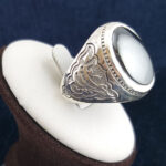 انگشتر نقره مردانه طرح علی مع الحق با سنگ حدید صینی + حکاکی