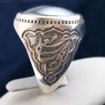 انگشتر نقره مردانه طرح علی مع الحق با سنگ حدید صینی + حکاکی - Image 3