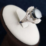 انگشتر نقره زنانه طرح حنانه با نگین حدید صینی+حکاکی