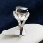 انگشتر نقره زنانه طرح غزل با نگین حدید صینی+حکاکی - Image 3