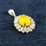 گردنبند نقره زنانه طرح ویشکا با نگین شرف شمس + حکاکی