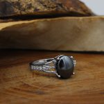 انگشتر نقره طرح دخترانه شیما با سنگ حدید صینی + حکاکی - Image 2