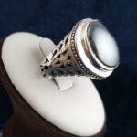 انگشتر نقره مردانه دست ساز شاه عباسی ساده با سنگ حدید صینی+حکاکی