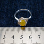 انگشتر نقره زنانه طرح یکتا با سنگ شرف شمس + حکاکی - Image 2