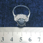 انگشتر نقره زنانه طرح بیتا با نگین حدید صینی+حکاکی - Image 3