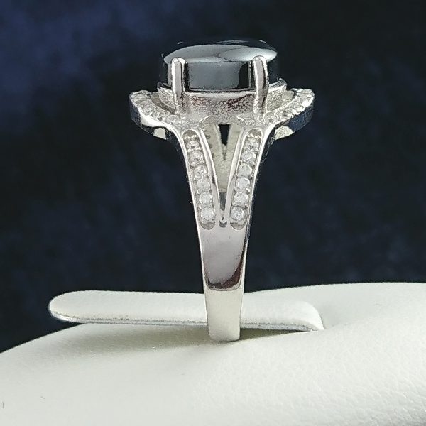 انگشتر نقره زنانه طرح مونا با نگین حدید صینی+حکاکی - Image 2