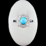 انگشتر نقره زنانه طرح کیانا با نگین فیروزه نیشابوری - Image 2