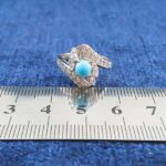 انگشتر نقره زنانه طرح زیبای فریناز با نگین فیروزه نیشابوری - Image 2