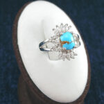 انگشتر نقره زنانه طرح میترا با نگین فیروزه نیشابوری