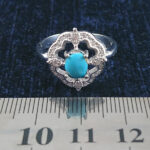 انگشتر نقره زنانه طرح پانیذ با نگین فیروزه نیشابوری - Image 3