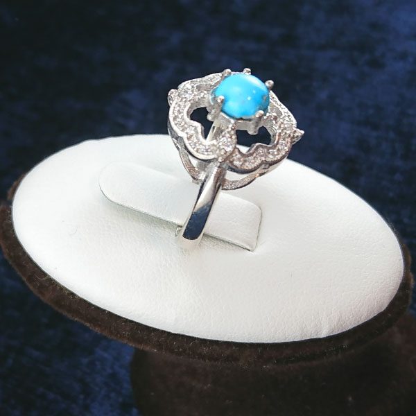 انگشتر نقره زنانه طرح شادی با نگین فیروزه نیشابوری - Image 3