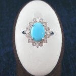 انگشتر نقره زنانه طرح چکامه با نگین فیروزه نیشابوری - Image 3