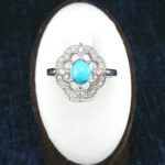 انگشتر نقره زنانه طرح شادی با نگین فیروزه نیشابوری - Image 2