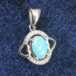 گردنبند نقره زنانه طرح فریده با سنگ فیروزه نیشابوری