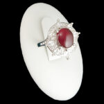 انگشتر نقره زنانه طرح شهناز با سنگ عقیق یمنی سرخ