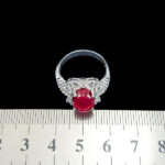 انگشتر نقره زنانه طرح مژگان با سنگ عقیق یمنی سرخ - Image 2