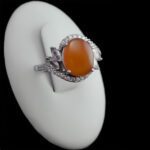 انگشتر نقره زنانه طرح آوا با نگین عقیق یمنی سرخ