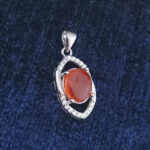 گردنبند نقره زنانه طرح هدی با سنگ عقیق یمنی سرخ