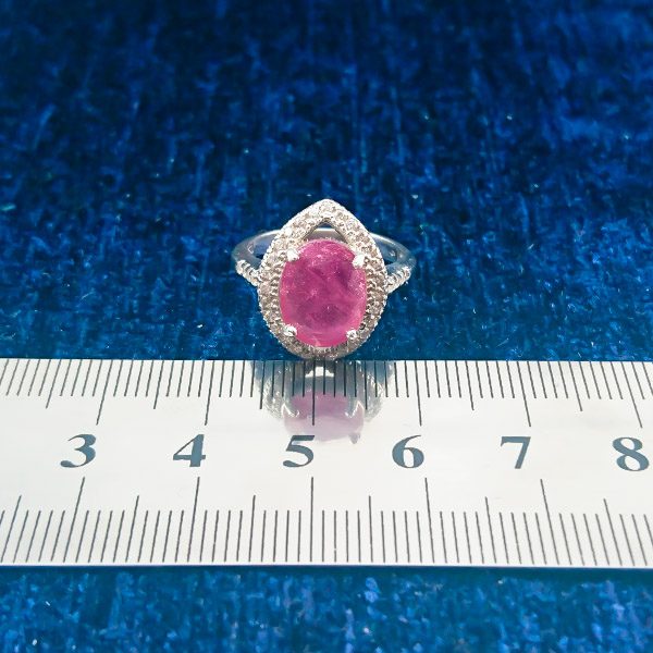 انگشتر نقره زنانه طرح رونیکا با سنگ یاقوت سرخ - Image 3