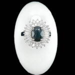 انگشتر نقره زنانه طرح مهتاب با سنگ یاقوت کبود الماس تراش - Image 3