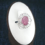 انگشتر نقره زنانه طرح شراره با سنگ یاقوت سرخ الماس تراش