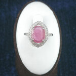 انگشتر نقره زنانه طرح رونیکا با سنگ یاقوت سرخ - Image 2