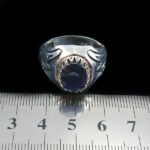 انگشتر نقره مردانه طرح ارسلان با سنگ یاقوت کبود الماس تراش - Image 5
